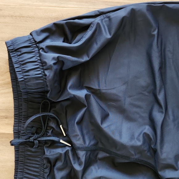 ZYIA Athletic Pants, Black, Size Large, Light Weight, Pockets - Picture 2 of 4